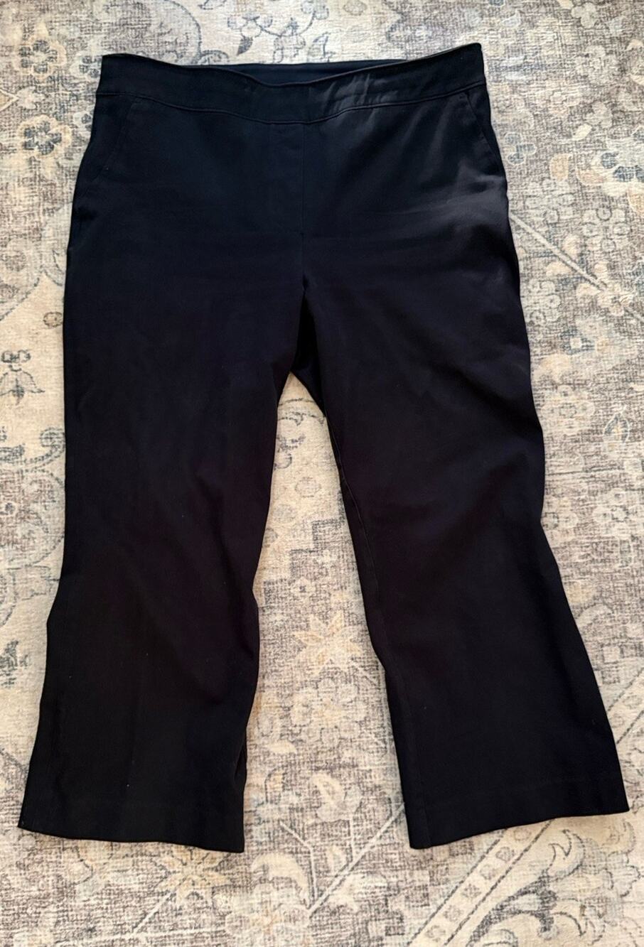 SPANX XL Polished Kick Flare Cropped Pants Black Slimming Minimalist